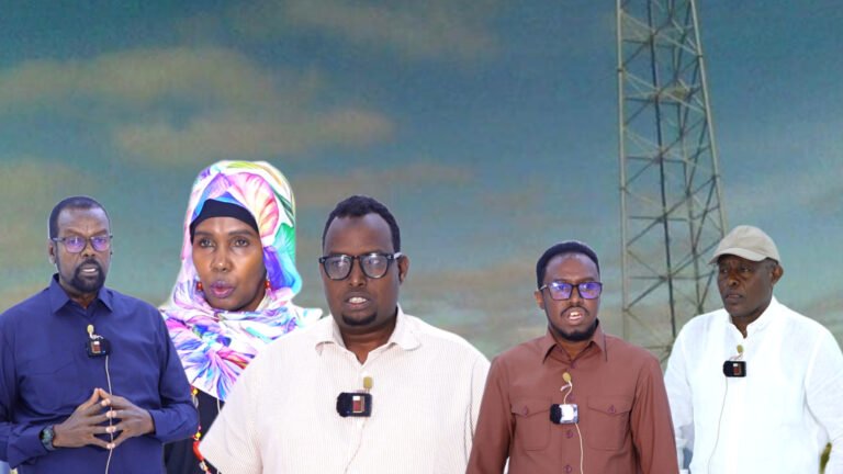 {DAAWO MUUQAALKA}  Maamulka cusub ee degmada Galcad oo kulan Afur iyo sagootin loo sameeyay.