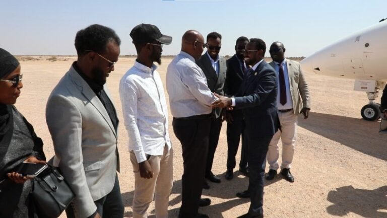 MINISTER OF PUBLIC WORKS LEADS DELEGATION TO DHUUSAMAREEB