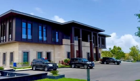 Maxay tahay sababta uu ufurmi layahay shirka  Dowladda Federaalka iyo Golaha Mustaqbalka ?