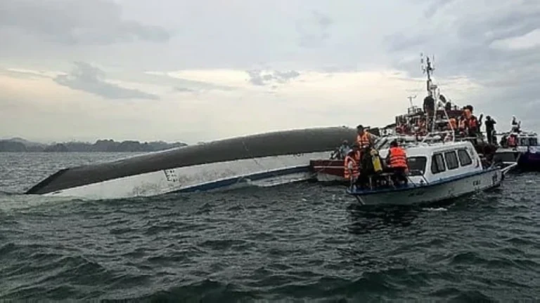 In kabadan 21 qof ayaa ku dhimatay doon ku degtay waqooyiga Dalka Suudaan.