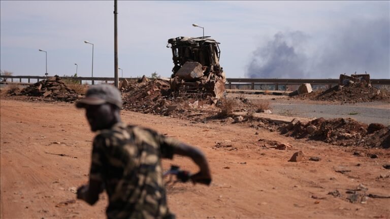 At least 28 people killed as Sudan paramilitary force tears through Darfur.
