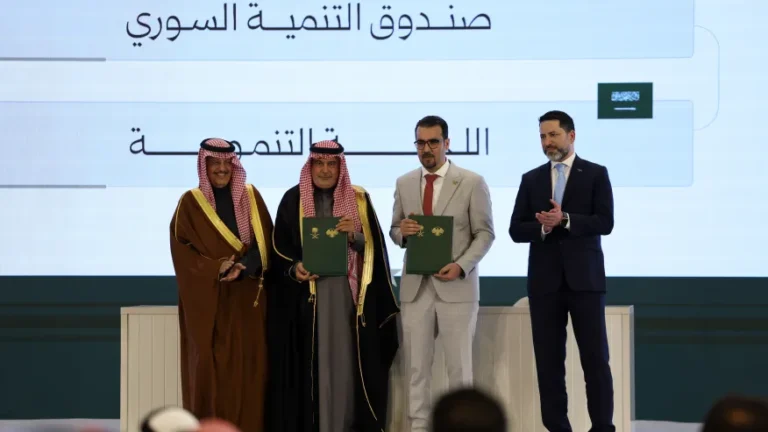 Sacuudiga oo ku dhawaaqay in uu heshiisyo maalgashi ah uu la gaaray dawladda Suuriya.