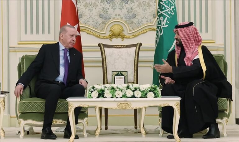 Turkiga iyo Sucuudiga ayaa si wadajir ah u xaqiijiyey taageerayaan madax-bannaanida iyo midnimada dhuleed ee Soomaaliya,