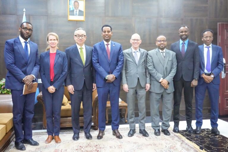 Wasiir Ku-xigeenka Arrimaha Dibadda oo Qaabilay Ergeyga Gaarka ah ee Qaramada Midoobay u Qaabilsan Geeska Afrika