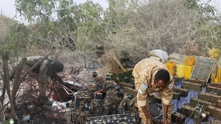 {DAAWO MUUQAALKA}  Warshad Qaraxyada usameeyneysay AS Oo gacanta lagu dhigay.