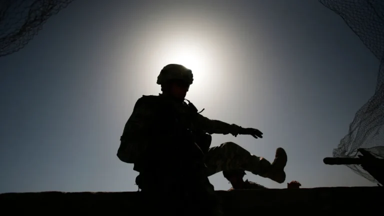 Iran claims American soldiers captured, but US denies.