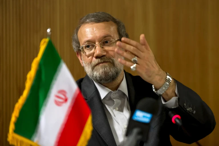 Iiraan oo hanjabtay ka dib dilkii Larijani
