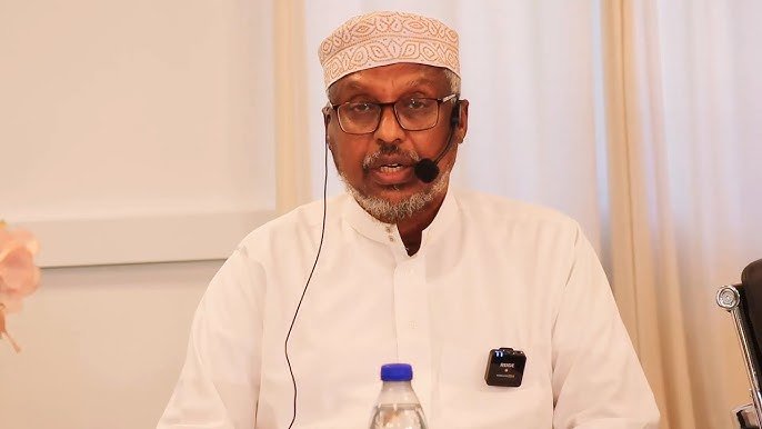 Sheekh Mustafa Xaaji ayaa ka digay garab istaagga dadka qaar ay u muujinayaan Israa’iil .