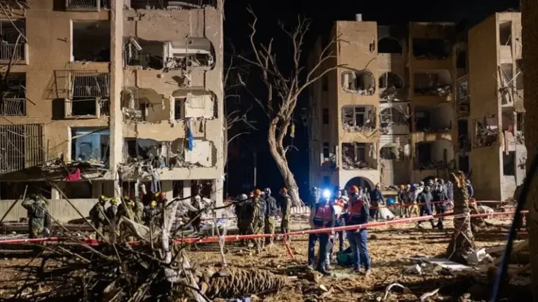 Khasaare xooggan oo ka dhashay weerar ay Iiraan ku qaaday Israa’iil.