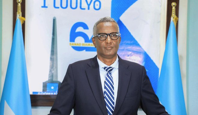 Cabdiraxmaan Cabdishakuur ayaa si adag u cambaareeyay go’aanka DFS ay ku magacowday hoggaan KMG  ah  Koonfur Galbeed.